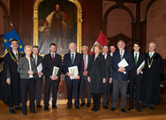 Preisverleihung an der Universit&auml;t f&uuml;r Bodenkultur Wien: 3.v.l: Prof. Dr. Wolfgang Vi&ouml